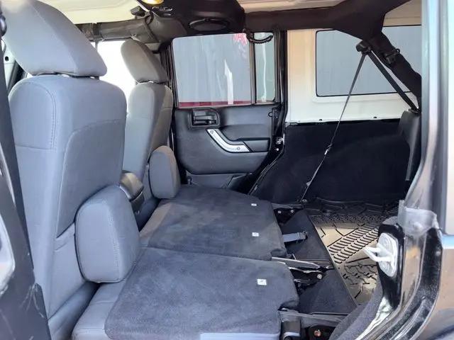 2012 Jeep Wrangler Unlimited Rubicon