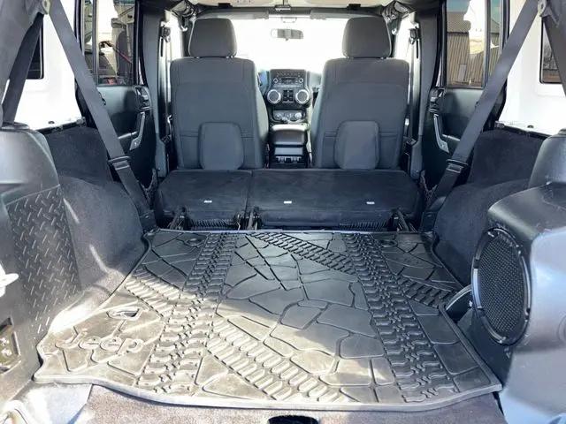 2012 Jeep Wrangler Unlimited Rubicon
