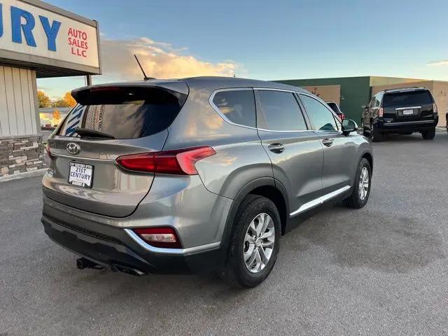 2019 Hyundai Santa Fe SE