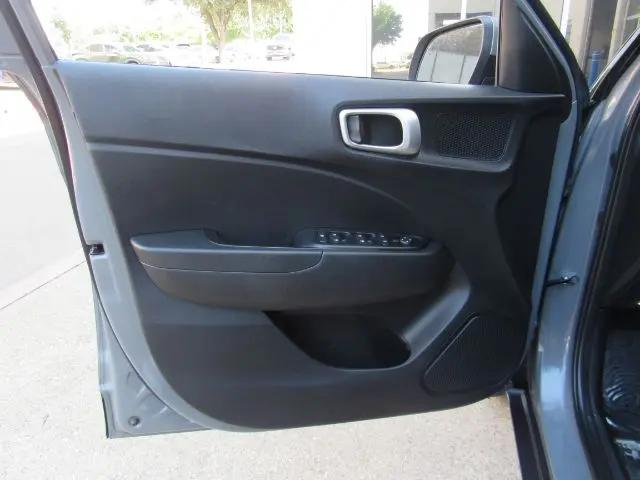 2022 Hyundai Venue SEL