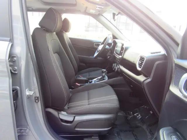2022 Hyundai Venue SEL