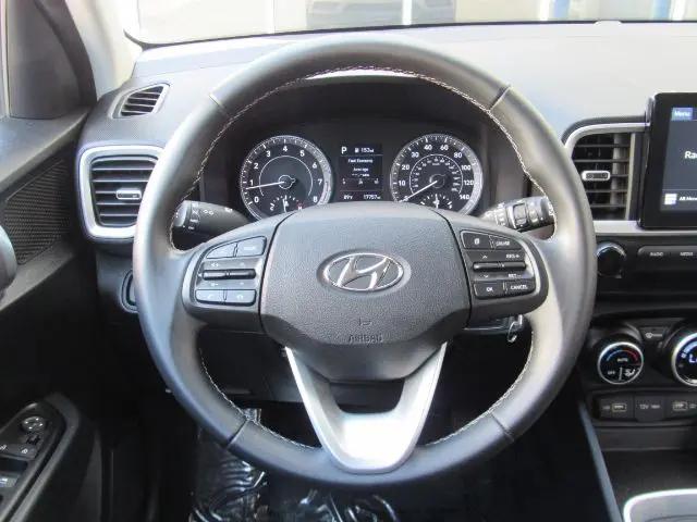 2022 Hyundai Venue SEL