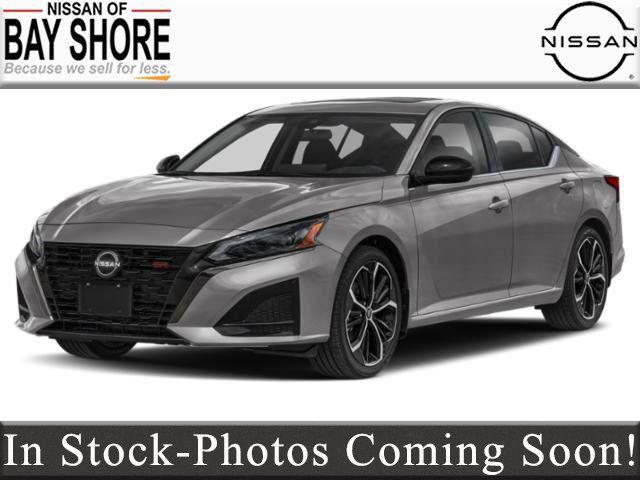 2025 Nissan Altima SR FWD for sale in Bay Shore, NY
