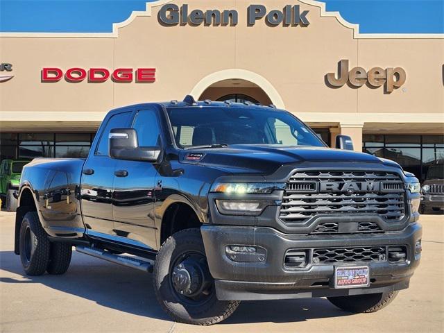2026 RAM Ram 3500 RAM 3500 TRADESMAN CREW CAB 4X4 8 BOX