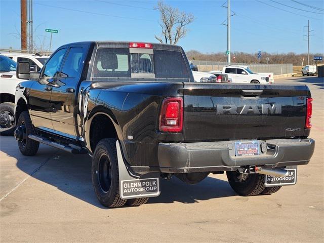 2026 RAM Ram 3500 RAM 3500 TRADESMAN CREW CAB 4X4 8 BOX
