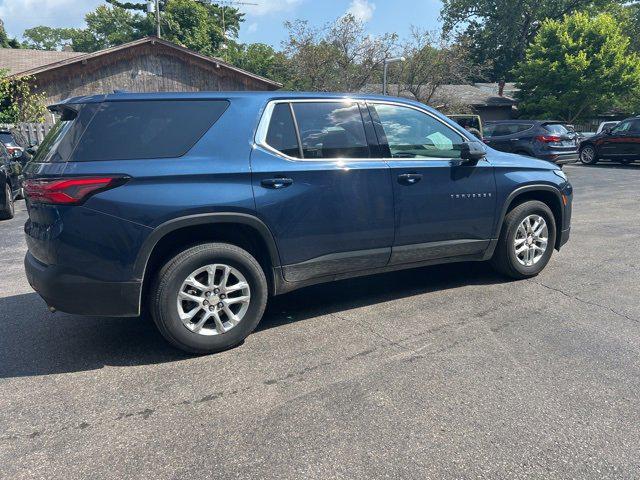 2023 Chevrolet Traverse AWD LS