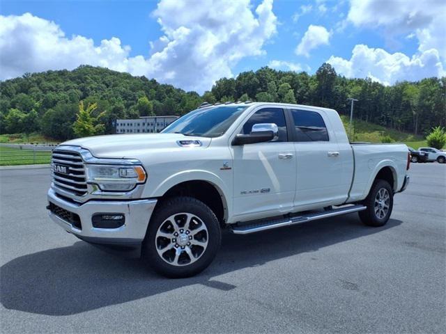 2022 RAM 3500 Limited Longhorn Mega Cab 4x4 64 Box