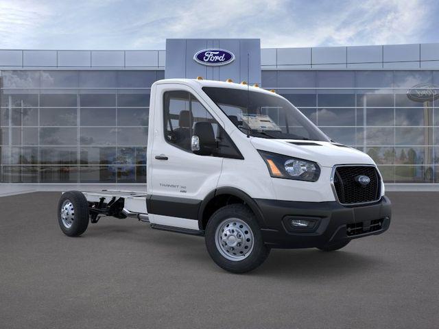 2025 Ford Transit Cutaway Base