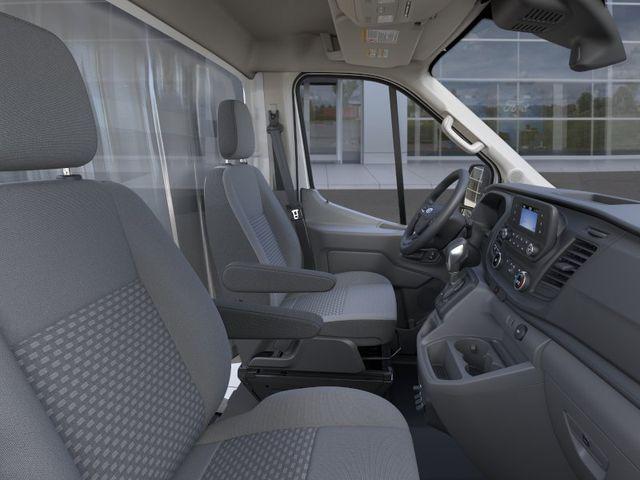 2025 Ford Transit Cutaway Base