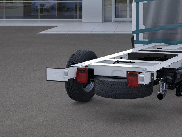 2025 Ford Transit Cutaway Base
