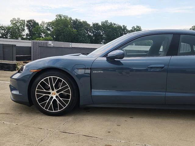 2026 Porsche Taycan 4