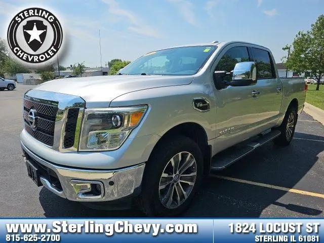 2017 Nissan Titan SL for sale in Sterling, IL