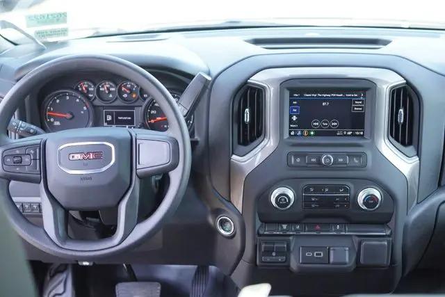2025 GMC Sierra 3500HD Pro