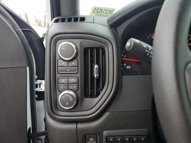 2025 GMC Sierra 3500HD Pro