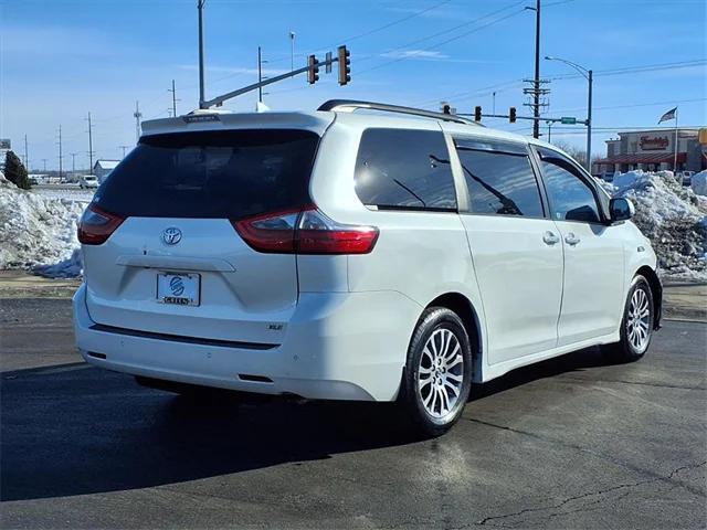 2020 Toyota Sienna XLE 2020 Toyota Sienna XLE