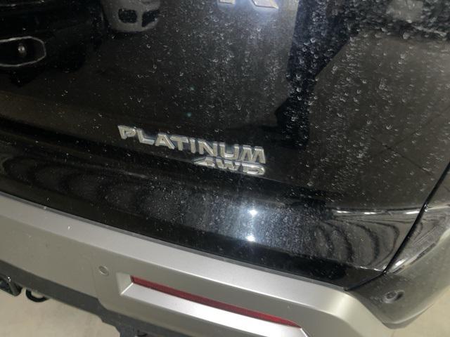 2023 Nissan Pathfinder Platinum 4WD 2023 Nissan Pathfinder Platinum 4WD