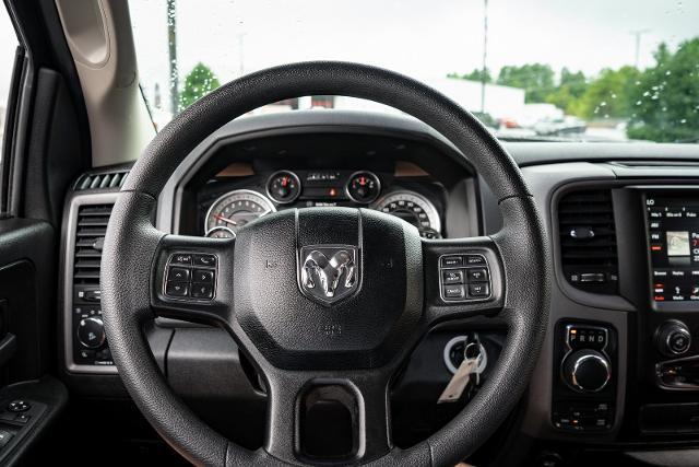 2019 Ram 1500 Classic Express Crew Cab 4x4 57 Box