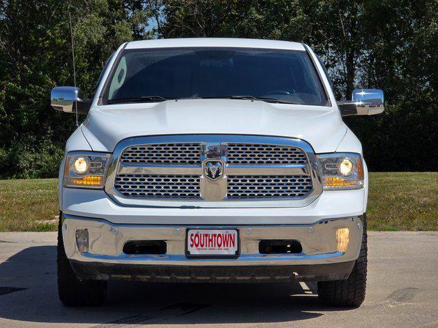 2017 RAM 1500 Laramie Crew Cab 4x4 57 Box