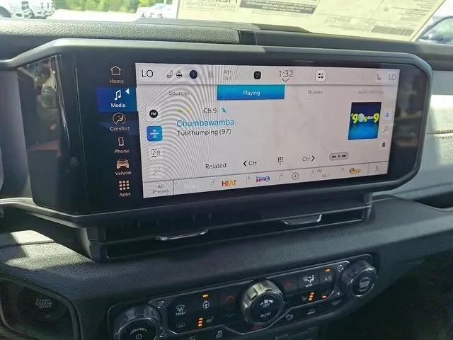 2025 Jeep Wrangler 4-Door Summit 4x4