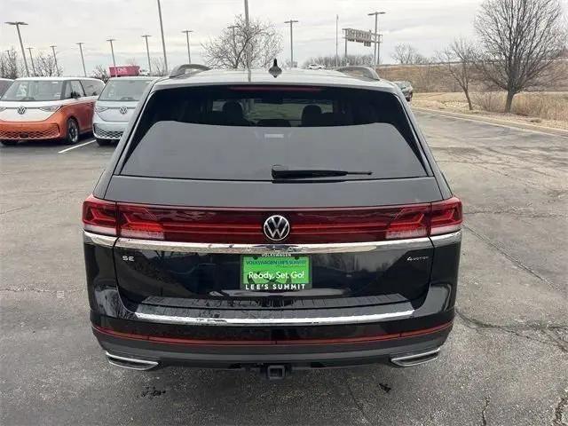2026 Volkswagen Atlas SE with Technology