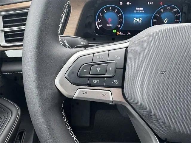2026 Volkswagen Atlas SE with Technology