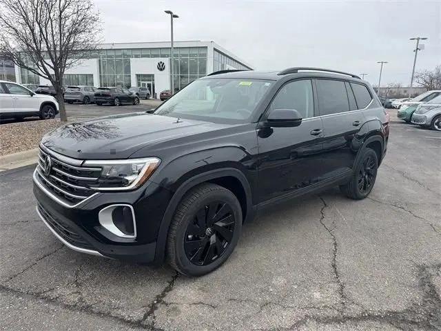 2026 Volkswagen Atlas SE with Technology for sale in Lee's Summit, MO