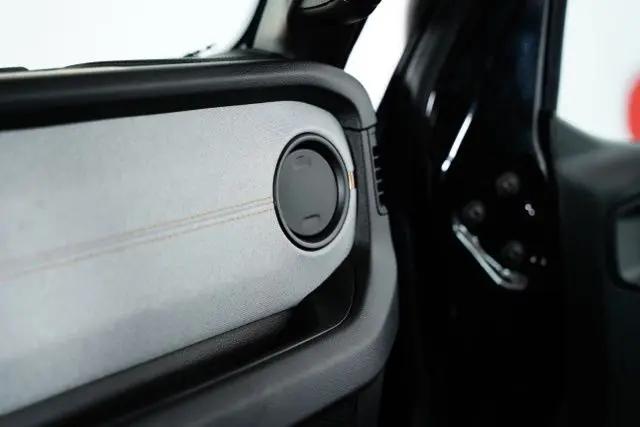 2025 Jeep Wrangler 4-Door Summit 4x4
