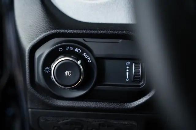 2025 Jeep Wrangler 4-Door Summit 4x4