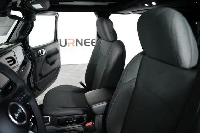 2025 Jeep Wrangler 4-Door Summit 4x4