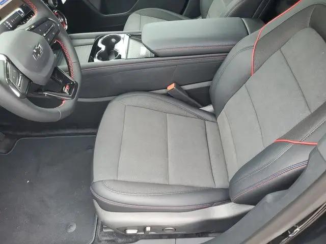2025 Chevrolet V Blazer RWD RS
