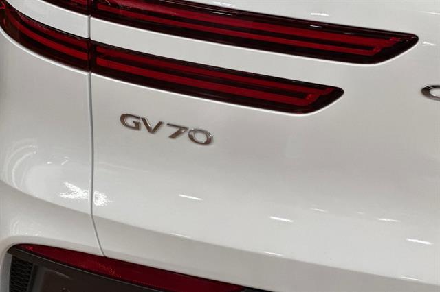 2026 Genesis GV70 2.5T Advanced
