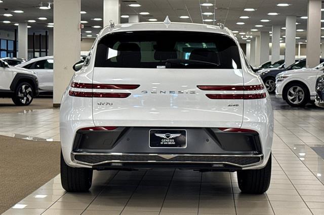 2026 Genesis GV70 2.5T Select