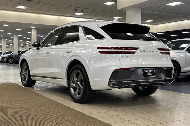 2026 Genesis GV70 2.5T Select