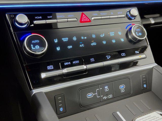 2026 Hyundai Santa Fe Limited - Photo 10