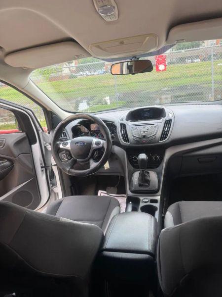 2014 Ford Escape S