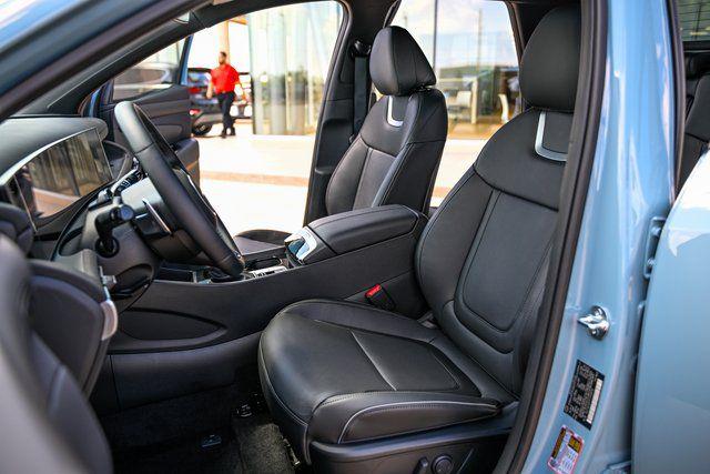 2026 Hyundai Santa Cruz Limited - Photo 10