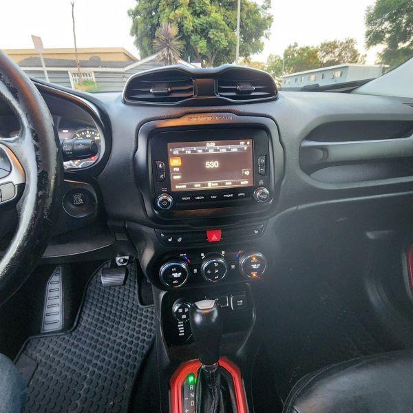2016 Jeep Renegade Trailhawk