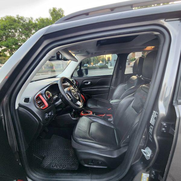 2016 Jeep Renegade Trailhawk