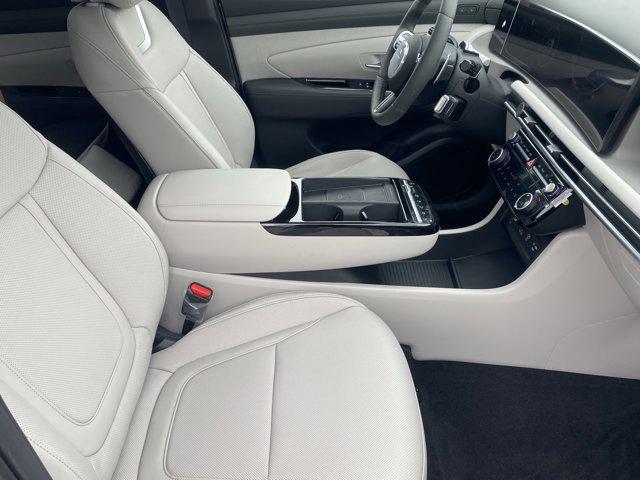 2025 Hyundai Tucson Limited - Photo 8