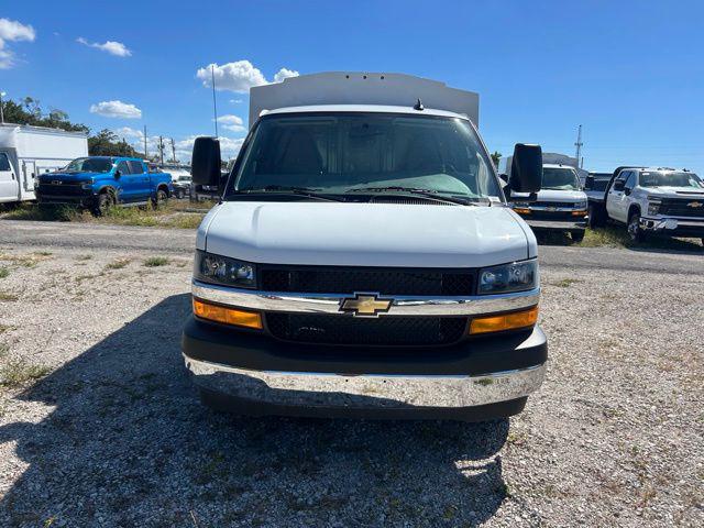 2025 Chevrolet Express Cutaway Work Van