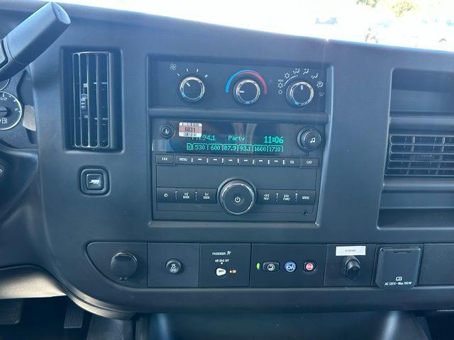 2025 Chevrolet Express Cutaway Work Van