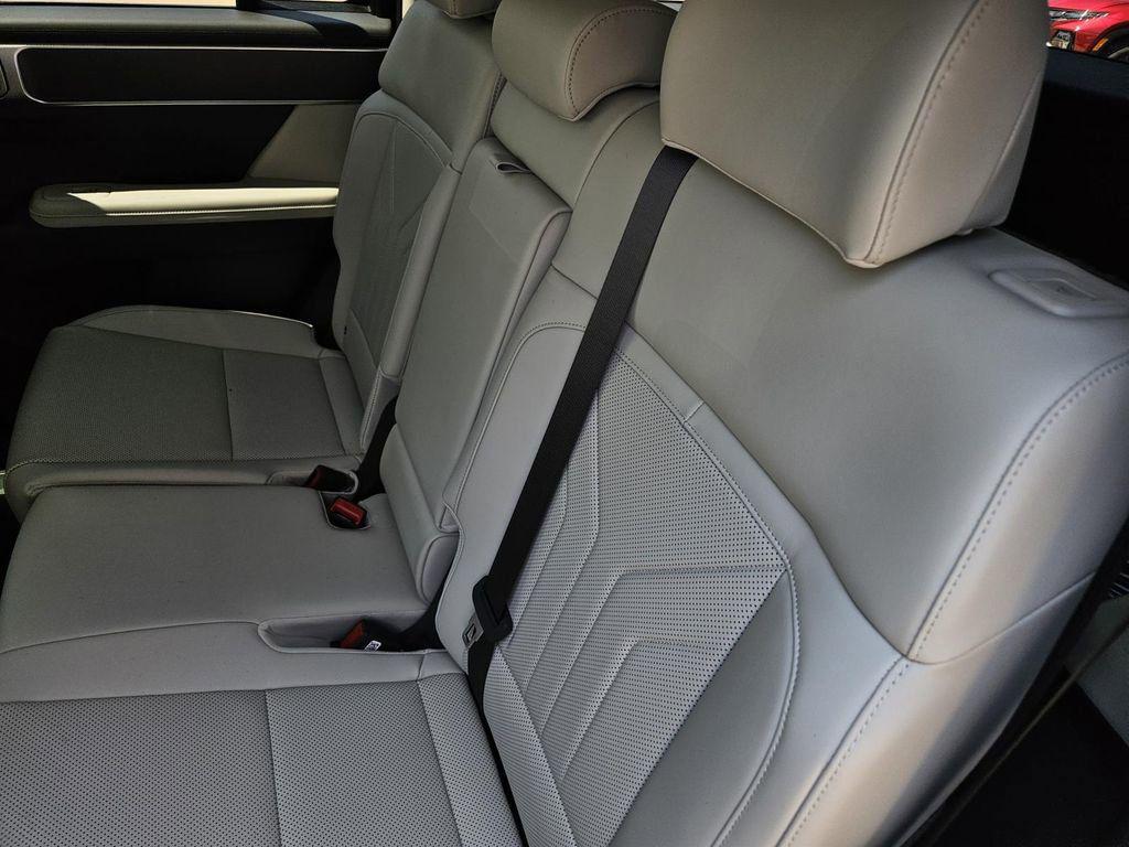 2026 Hyundai Santa Fe SEL - Photo 16