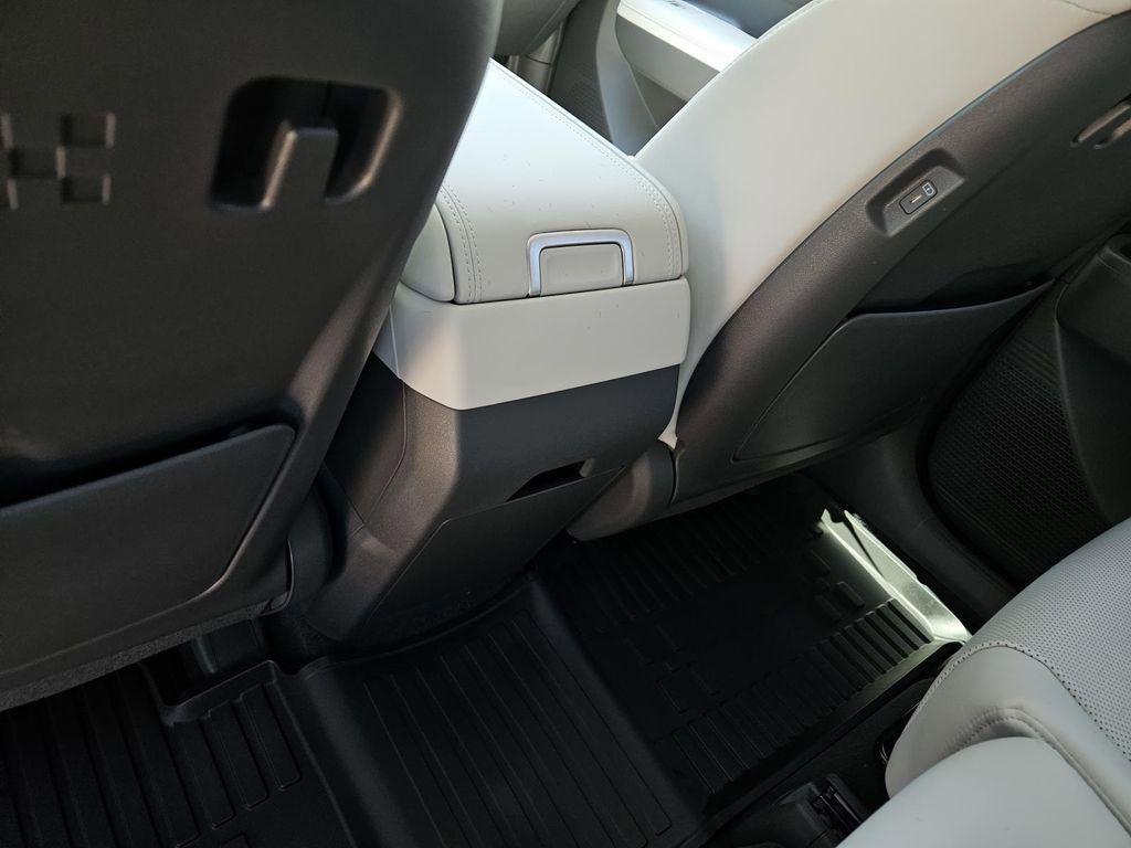 2026 Hyundai Santa Fe SEL - Photo 17