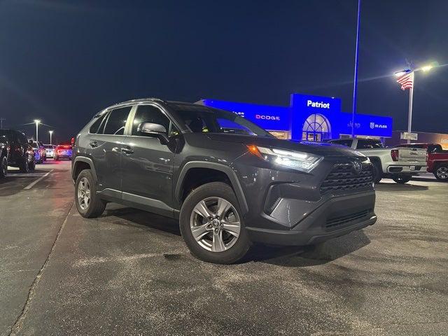 2022 Toyota RAV4 Hybrid XLE