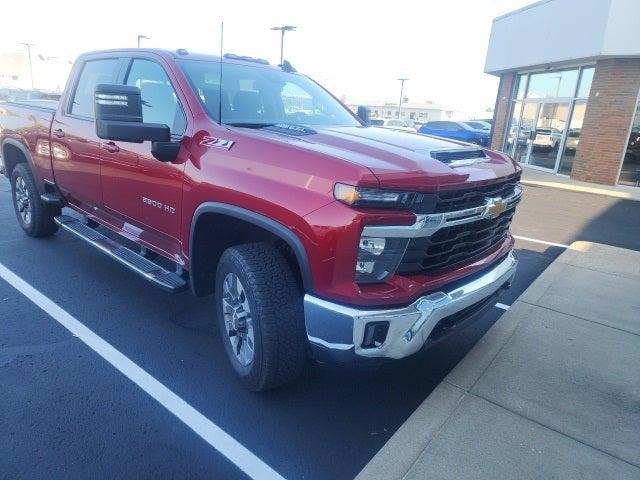 2024 Chevrolet Silverado 2500HD 4WD Crew Cab Standard Bed LT