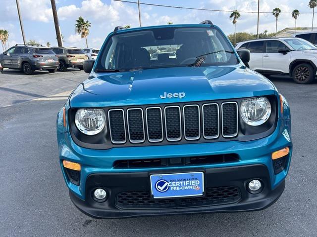 2022 Jeep Renegade Latitude 4x4 2022 Jeep Renegade Latitude 4x4