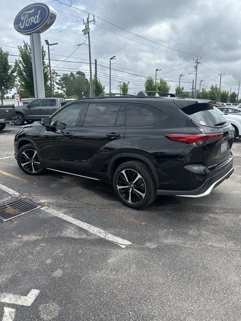 2022 Toyota Highlander XSE