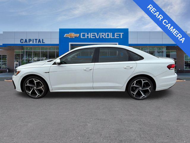 2020 Volkswagen Passat 2.0T R-Line