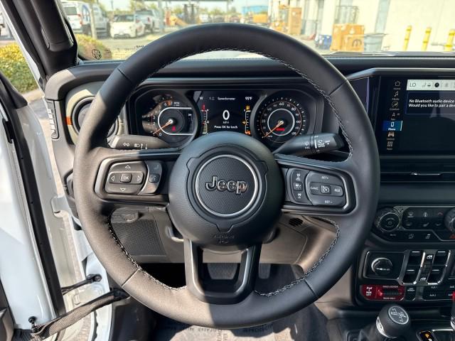 2025 Jeep Gladiator Sport