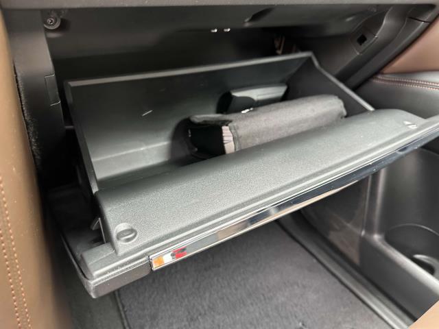 2019 Nissan Armada Platinum [32]